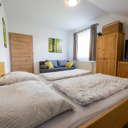 Farm stay Erlebnishof Koenig-kober Poellau